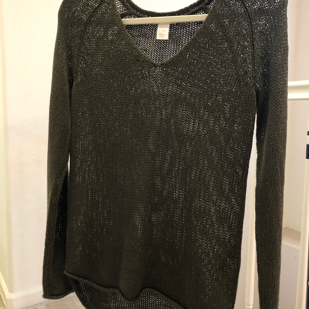 Sweater - Picture 2 of 3